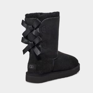 UGG Bailey Bow II